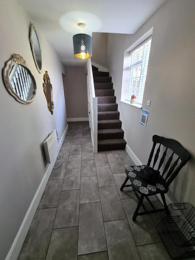 Beautiful Mews House In A Georgian Listed Building Close To The A38 Burton-upon-Trent Bagian luar foto